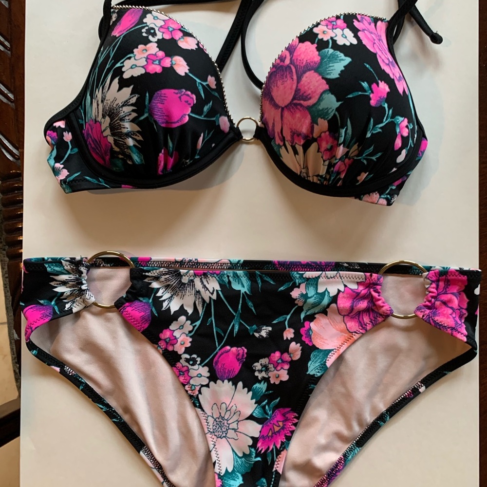 Bathing suit
